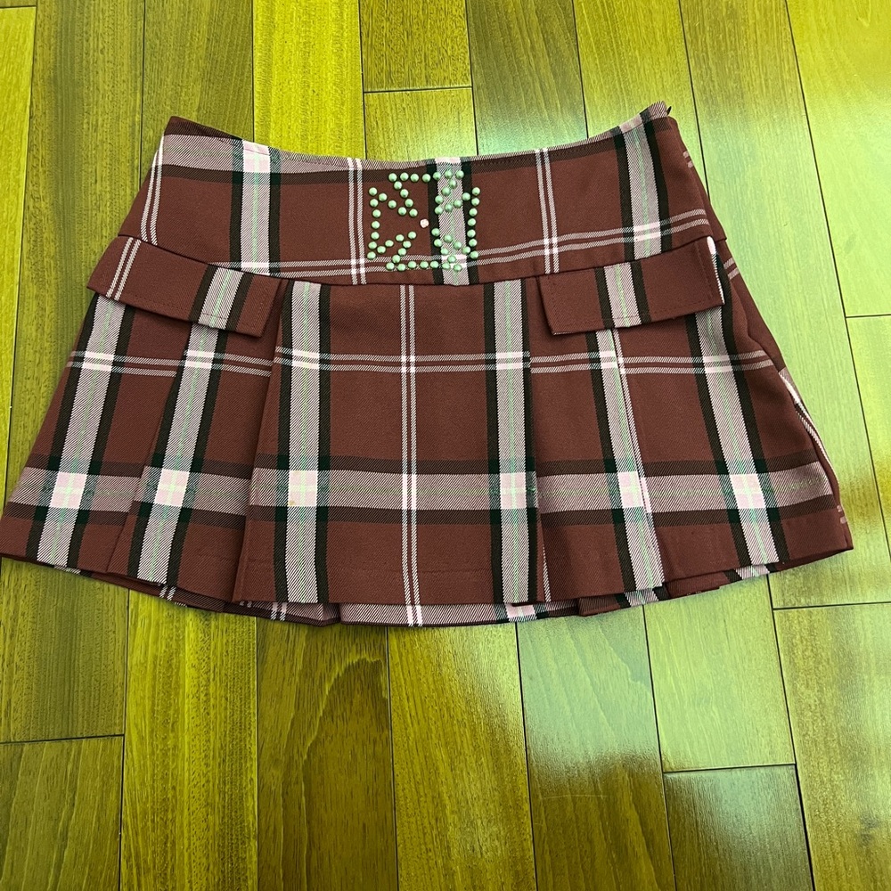 pleated mini skirt plaid